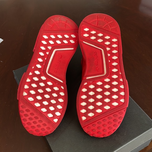 ADIDAS NMD_R1 C RUNNING SHOESE SIZE 3 PREOWNED GREAT CONDITION - Picture 9 of 10